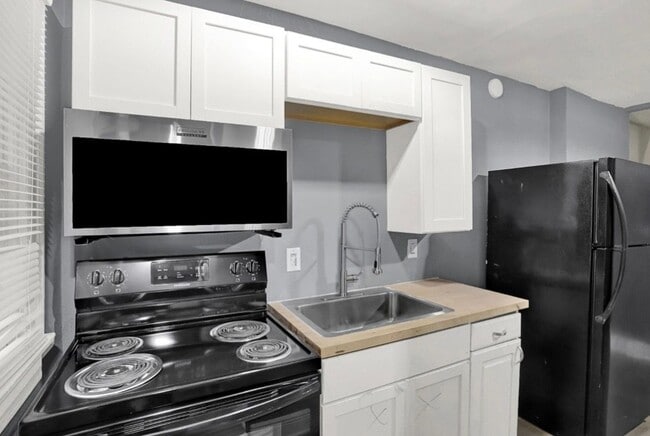Photo - 810 N Euclid Ave