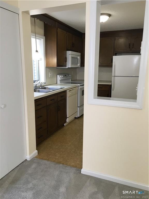 385 Scott Swamp Rd Unit C