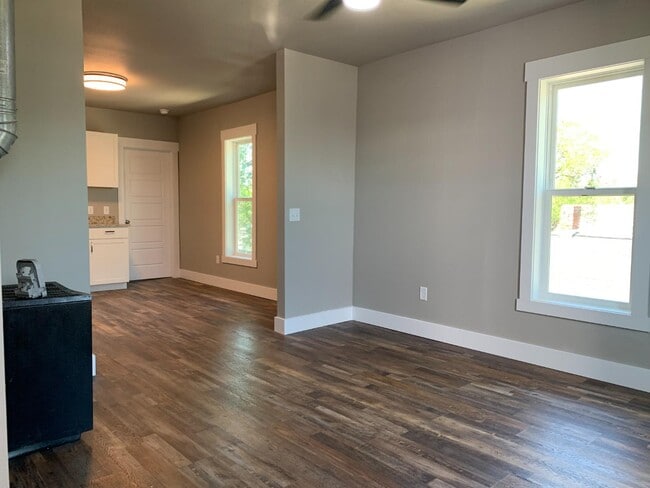 Photo - 206 N 18th St