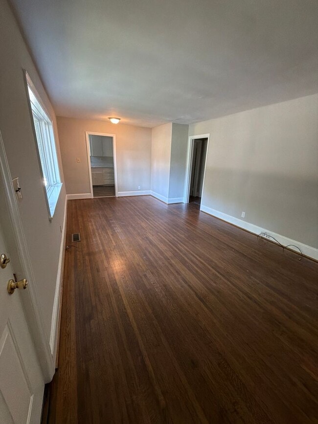 Photo - 1441 Goodwin Ave