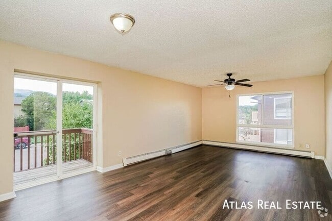 Building Photo - 4245 Loomis Ave Unit 2 Rental
