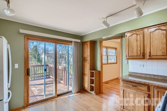 Photo - 1045 Brush Hill Ln