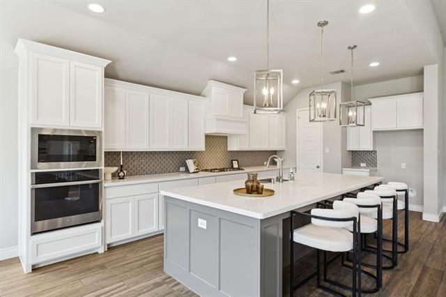 Photo - 341 Cowling Dr