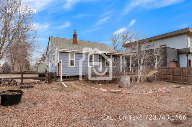 Building Photo - 1010 Jay St Unit A