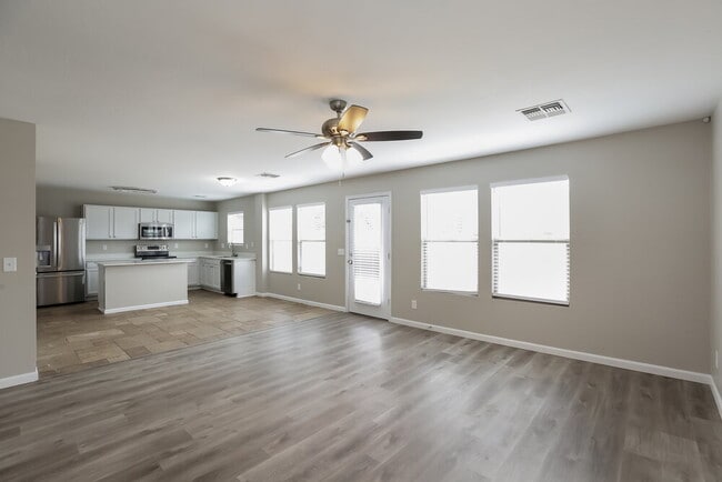 Photo - 3117 W Fremont Rd.