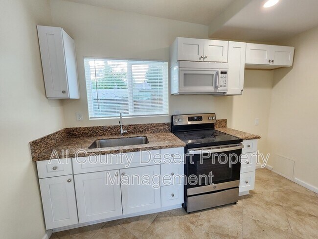 Photo - 78725 Avenida La Fonda Unit 3