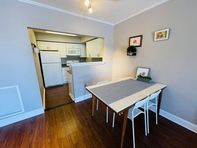 Photo - 59 Brainerd Rd Unidad 602