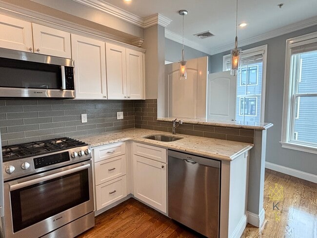 Photo - 38-42 Hyde Park Ave. Unit 5 Unit 5