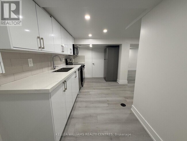 Photo - 9 Sanderson Rd