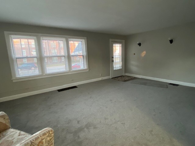 Photo - 1841 E 5th St Unidad Apartment 1