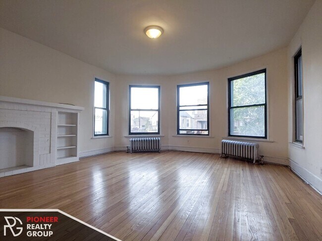 Photo - 2330 N Spaulding Ave Unit 1A