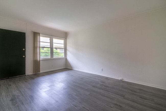 Photo - Park Cherokee Apartments