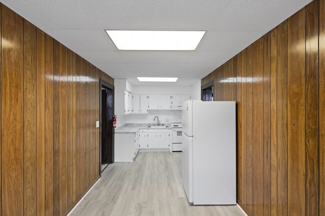 Photo - 2 N Huron St Unit 4-1