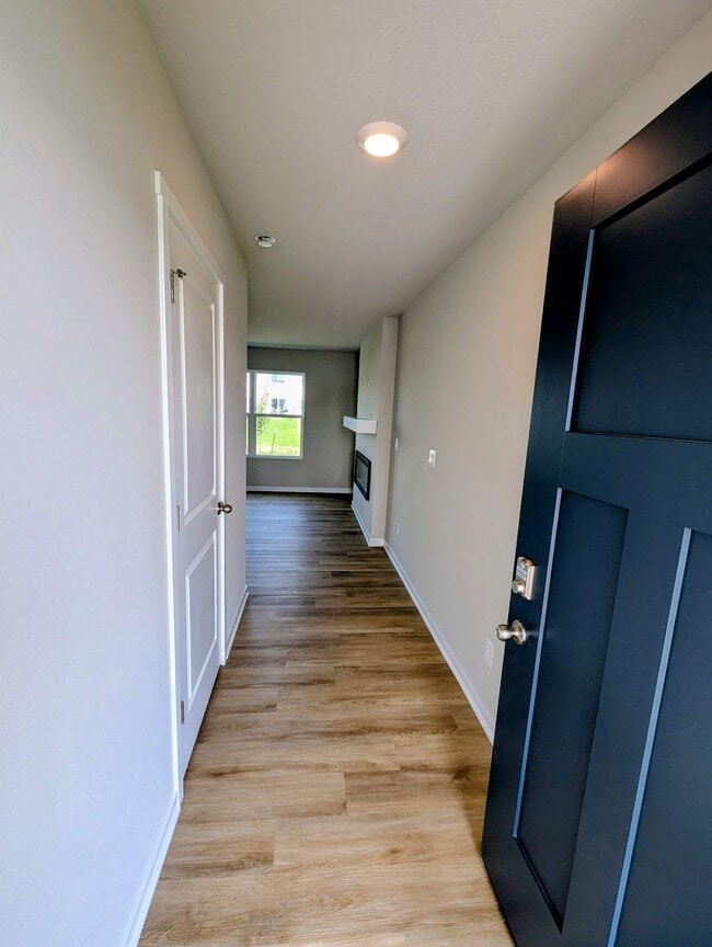 Camino de entrada - 4306 NE 13th St