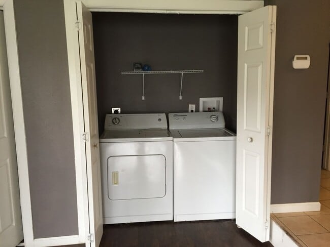 Photo - Pre Leasing for fall 2026! 5/3 in Medical District!