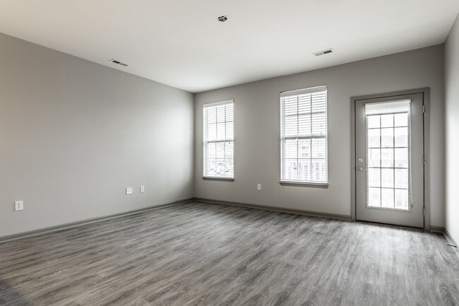 Bella Vista Apartments