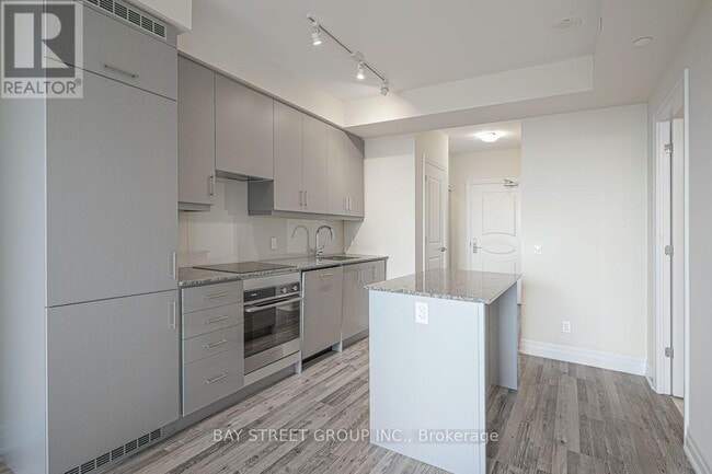 Photo - 9085 Jane St Unit 1107