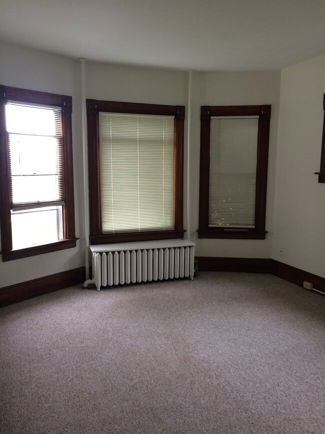 Photo - 213 E Mill St Unit Apartment A