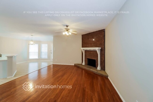 Photo - 9813 Tyler Dr