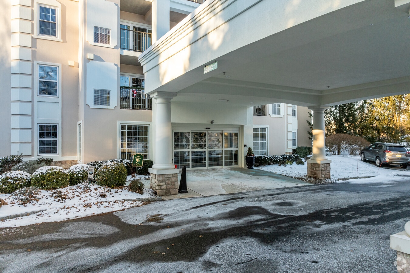 Entrance - Windsor at Glen Mills