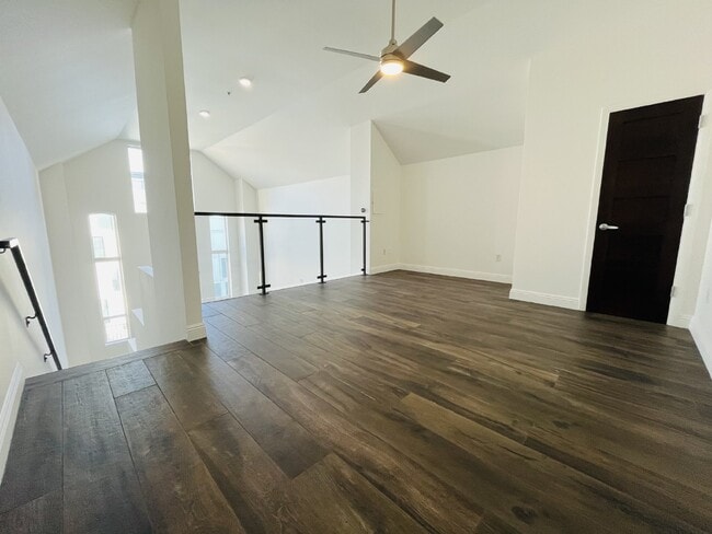 Photo - "Discover Urban Elegance: Spacious 1417 Sq Ft Studio Condo in the Heart of Phoenix!" Unidad 402