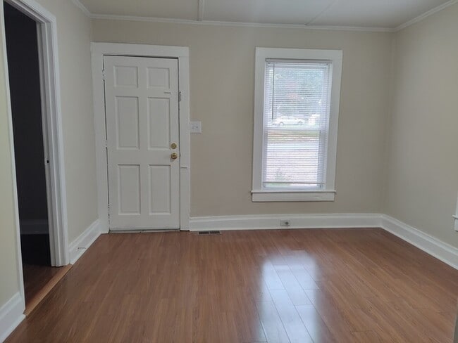 Photo - 1205 Laura Ave