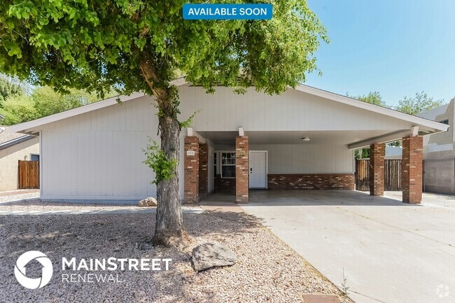 Building Photo - 555 N Elm Rental