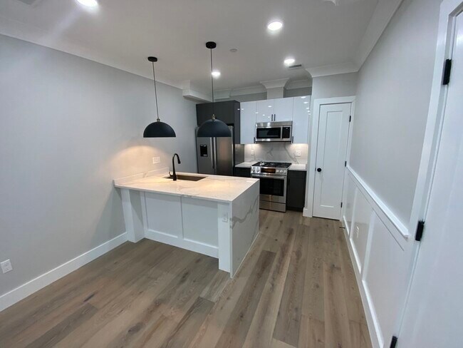 Photo - 300 Somerville Ave Unidad I