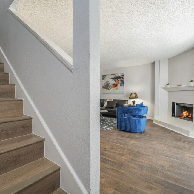 Lakebridge Townhomes