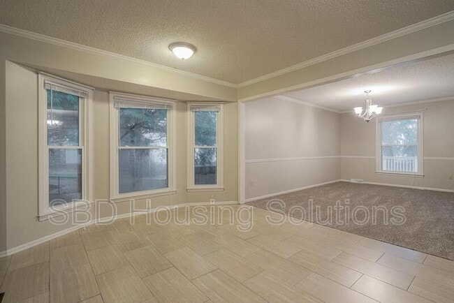 Photo - 405 SE Dales Ct