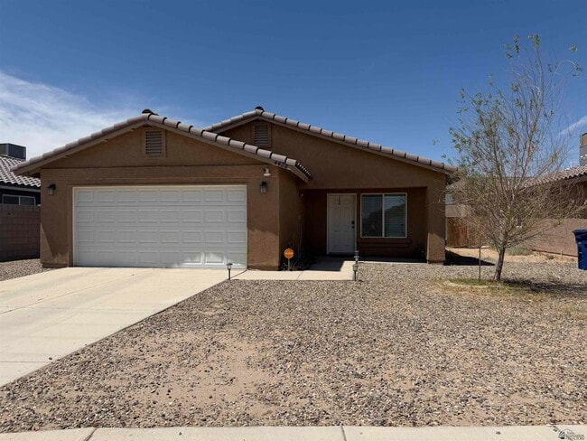 Building Photo - 4428 S Cholla Wy