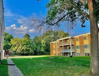 Building Photo - Kensington Rental