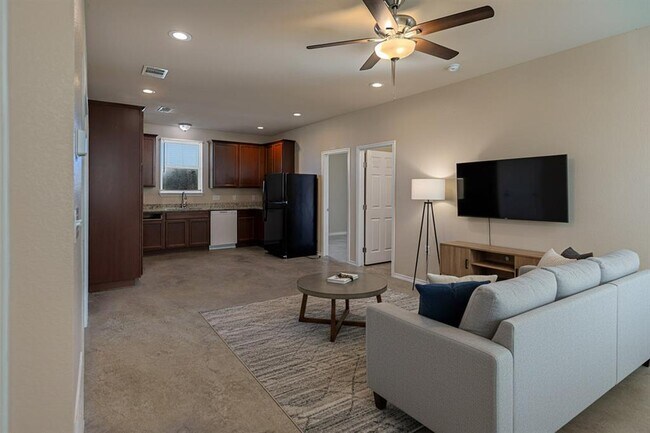 Photo - 1300 Hausman Dr