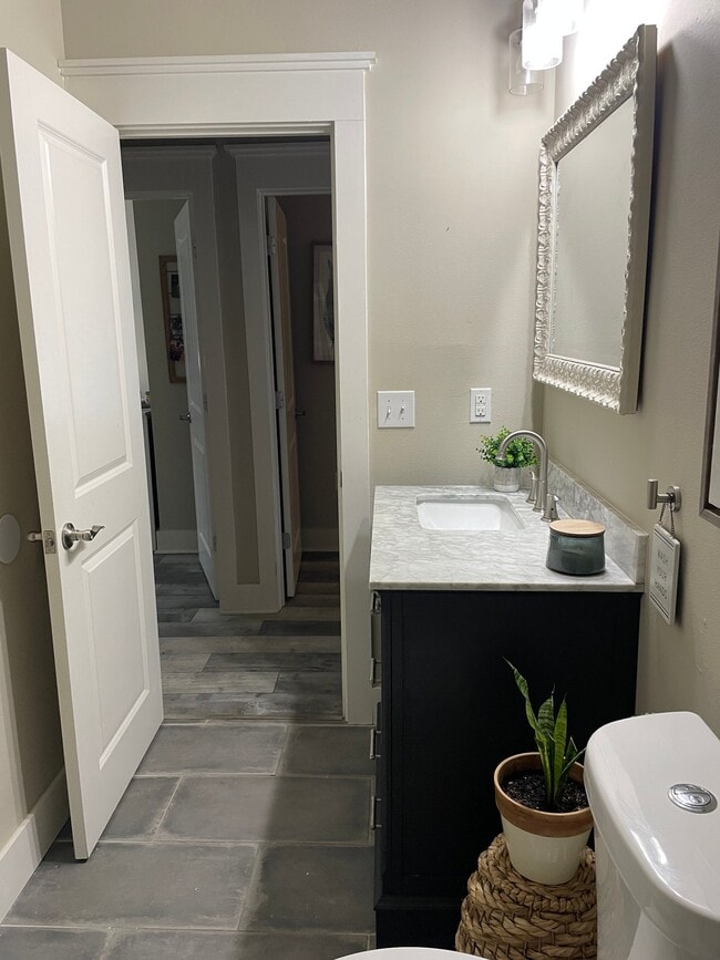 Photo - 105 1st St