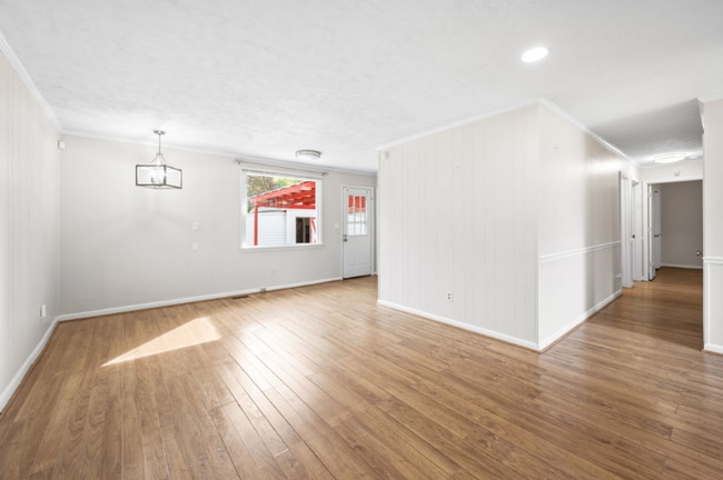 Photo - 349 Shirley Rd