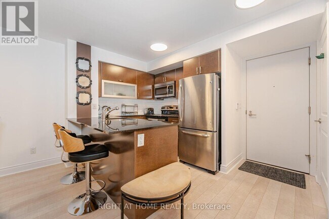 Photo - 28 Ted Rogers Way Unit 1506