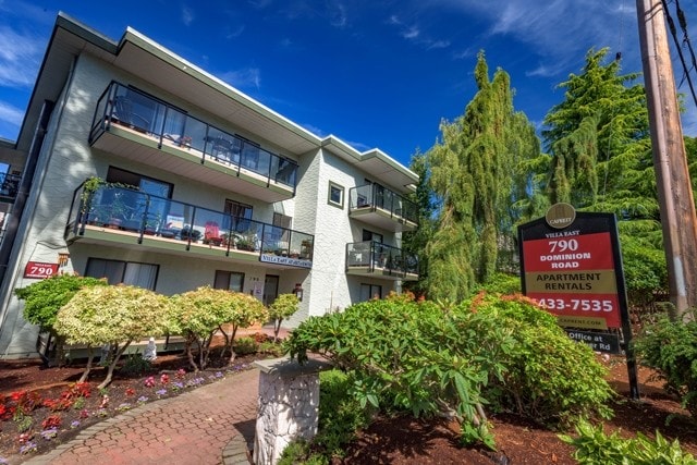 Building Photo - Villa Apartments