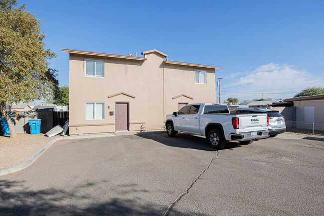 Photo - 3506 E Melvin St Townhome