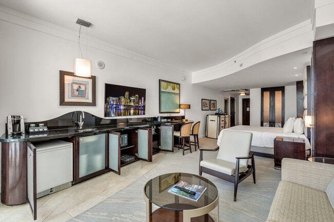 Photo - 12 Collins Ave Unit SI ID1540558P