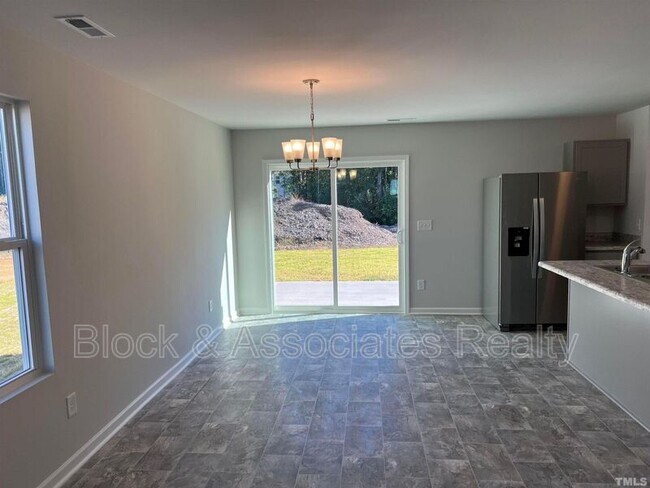 179 Maple Tree Ln
