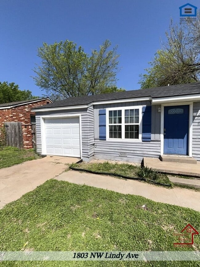 Photo - 1803 NW Lindy Ave