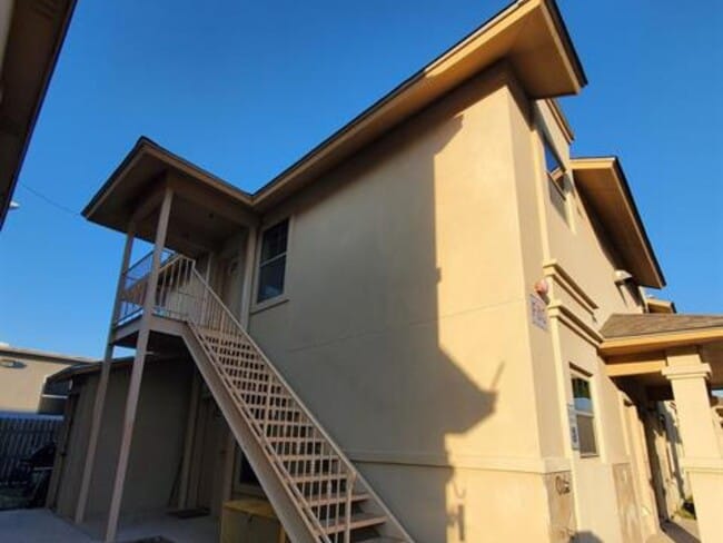 Building Photo - 1007 Emerald Valley Dr Unit 13