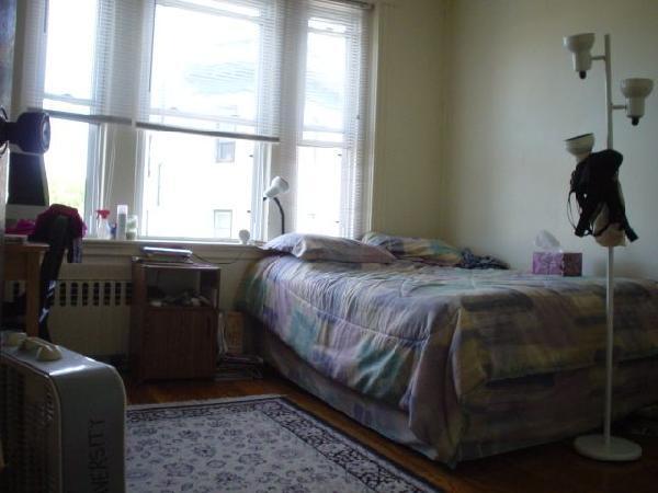*Pictures are representative samples of the advertised unit. In some cases, the actual units you tou - 29 Griggs Pl Apartments Unit A1