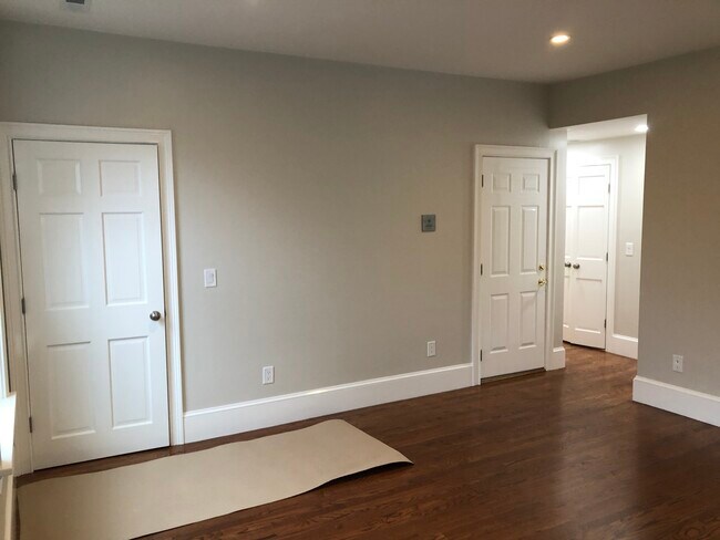 Living room - 219 W 3rd St Unit 1