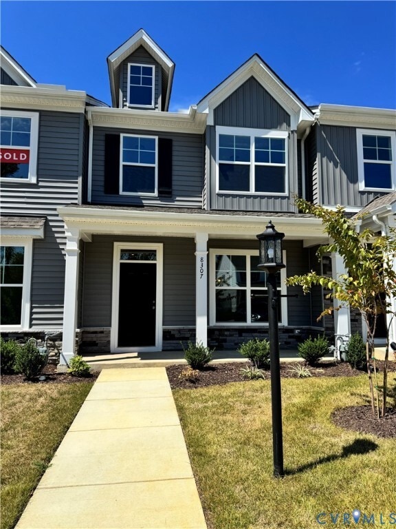 Photo - 8307 Scott Pl