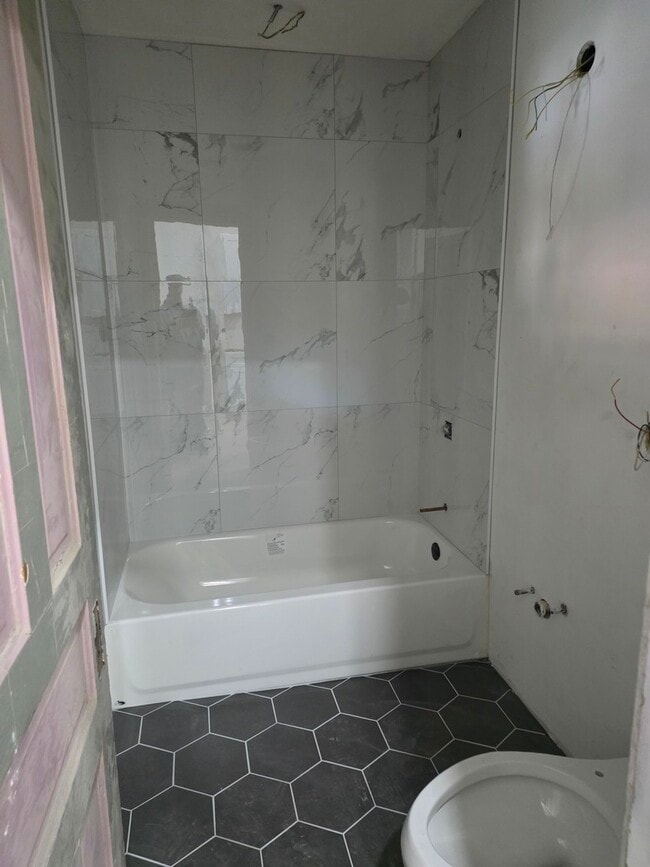 Photo - 3444 S Western Ave Unit 2F