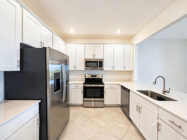 Annual lease, 3-bedroom, 2.5-bathroom townhome in Orange Blossom Ranch - Annual lease, 3-bedroom, 2.5-bathroom townhome in Orange Blossom Ranch