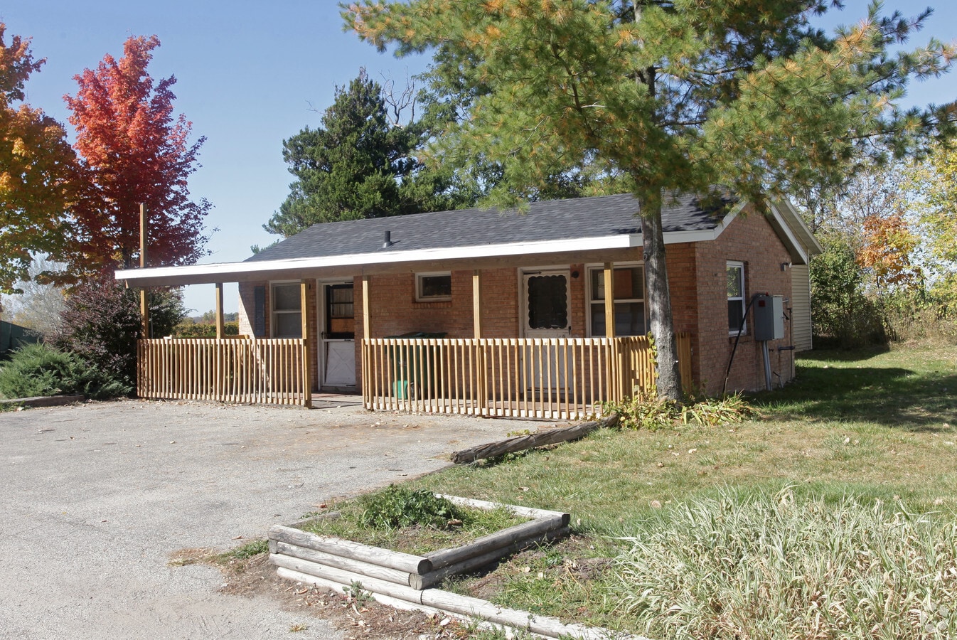 Photo - Country Village Mobile Park LLC Apartments