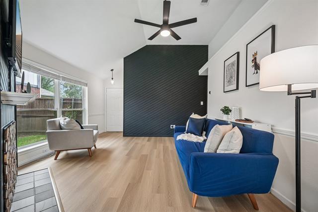 Photo - 924 Ramblewood Dr