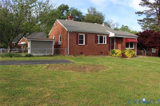 Photo - 2300 Farrand St